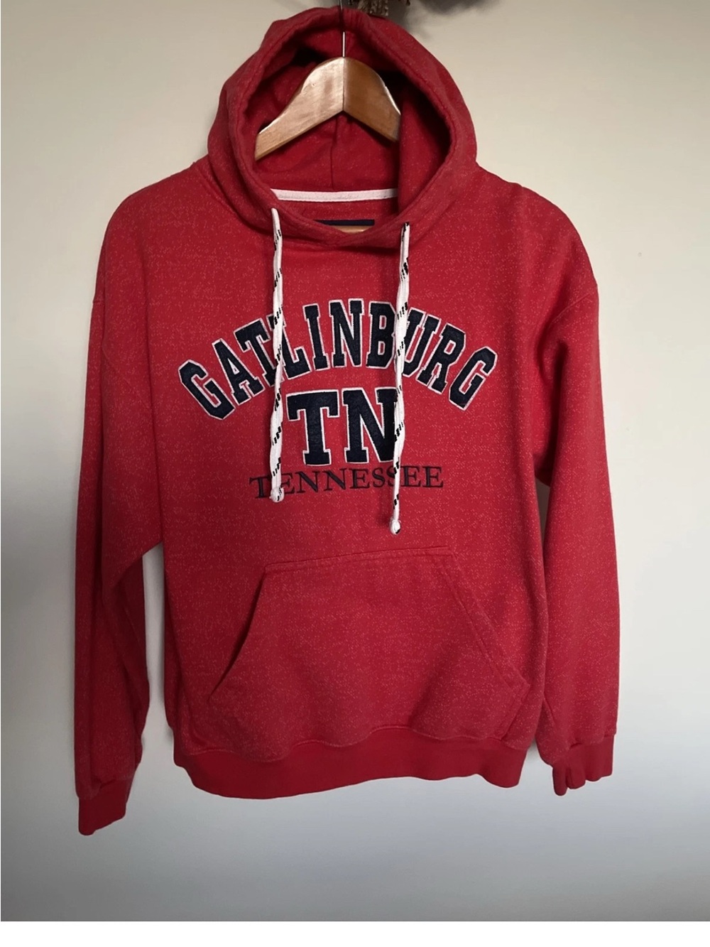 Gatlinburg TN Red Pullover Hoodie